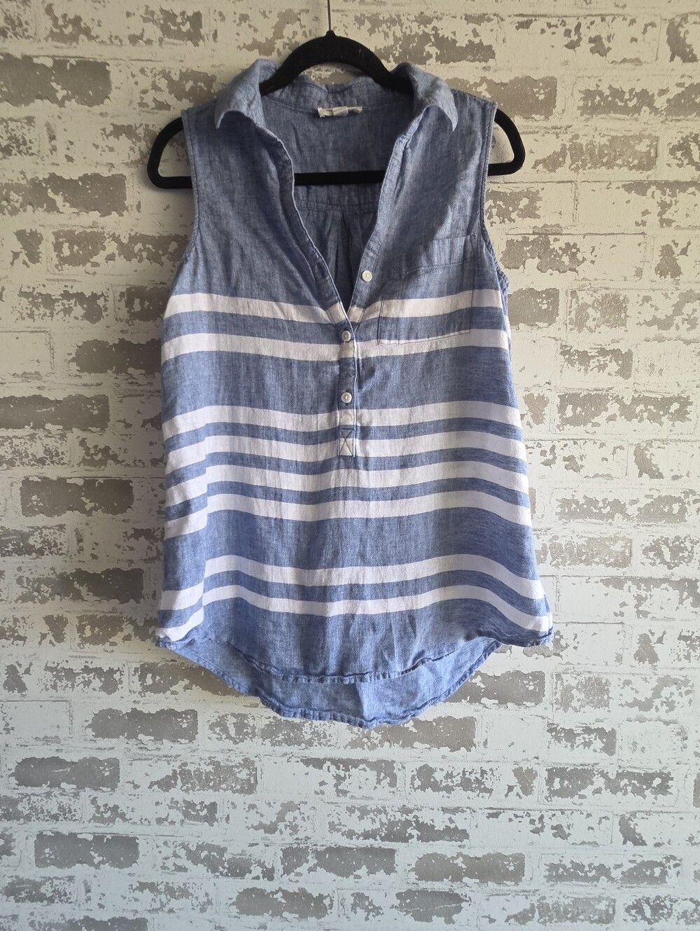 Beach Lunch Lounge Blue Striped Linen Blend Sleeveless Henley Top M